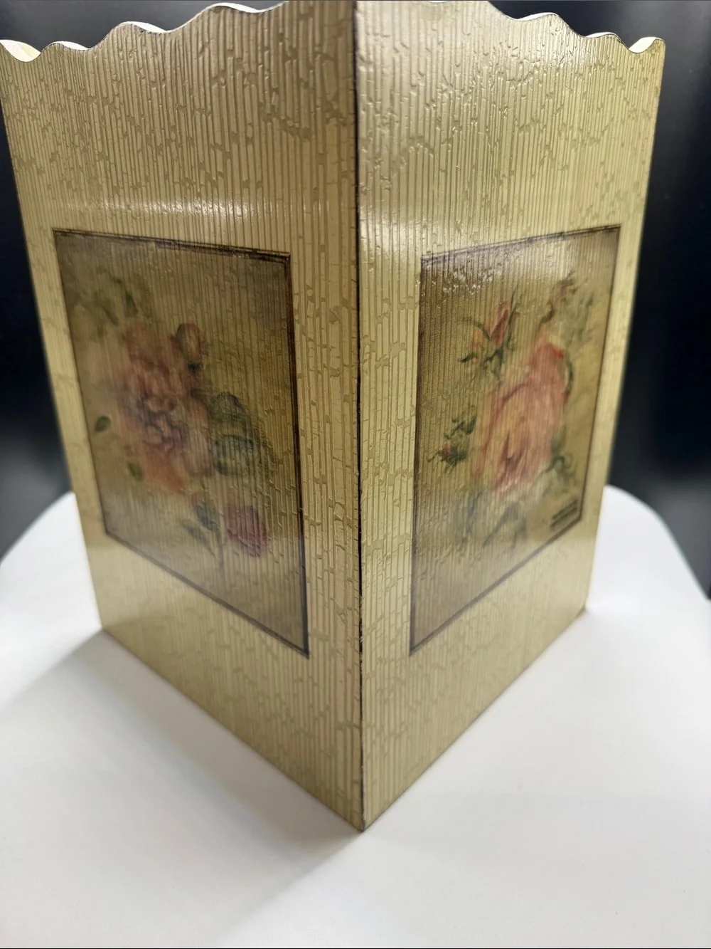 Croscill Floral Wastebasket and Tissue Box Set - Beige Floral